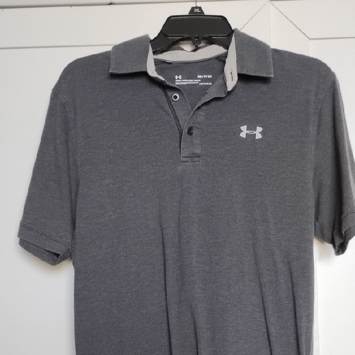 Under Armour Men's Charcoal Polo Shirt Size S Euc